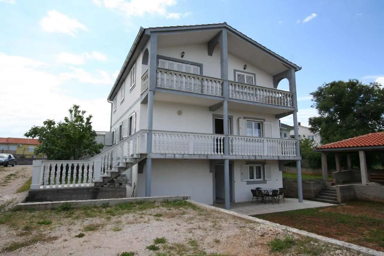 Apartments In Silo/Insel Krk 13571
